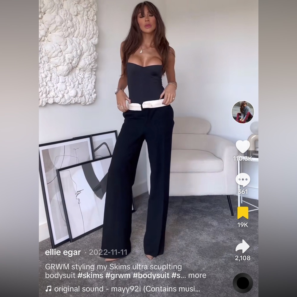 STRAIGHT NECK BODYSUIT by SKIMS